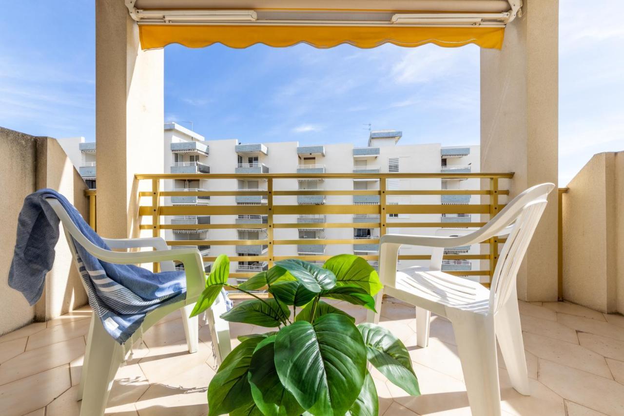 Novelty 2 Habitaciones Vista Al Mar Салоу Экстерьер фото